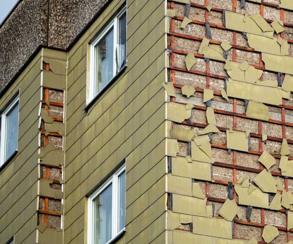 Asbestsanierung für Fassaden und Dächer im Raum München und ganz Bayern